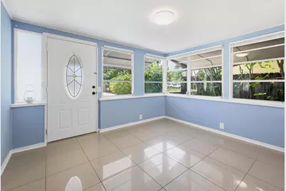 370 Orange Way, West Palm Beach, FL 33405 - Photo 11