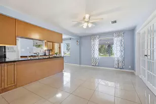 370 Orange Way, West Palm Beach, FL 33405 - Photo 9