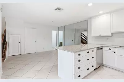 2625 SE 5th Circle, Boynton Beach, FL 33435 - Photo 13