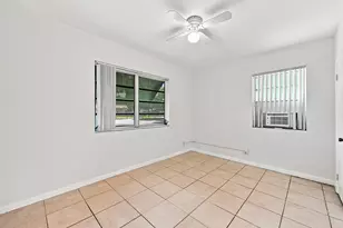 413 SW 24th Ave, Fort Lauderdale, FL 33312 - Photo 15