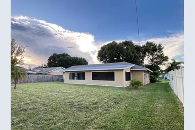 1258 SE Mc Farlane Avenue, Port Saint Lucie, FL 34952 - Photo 17