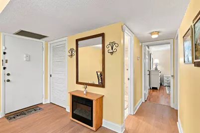 2532 Boundbrook Drive S #107, Palm Springs, FL 33406 - Photo 11