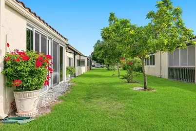 2532 Boundbrook Drive S #107, Palm Springs, FL 33406 - Photo 23