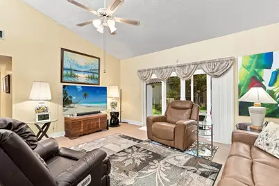 2532 Boundbrook Drive S #107, Palm Springs, FL 33406 - Photo 9