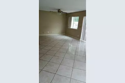 4674 Lakeside Circle, West Palm Beach, FL 33417 - Photo 5