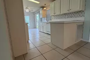 294 Kingfisher Ave, Fort Pierce, FL 34982 - Photo 9