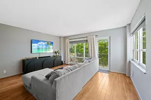 340 Sunset Dr, Fort Lauderdale, FL 33301 - Photo 11
