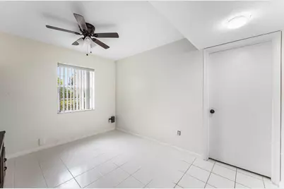 170 Waterside Drive #170, Hypoluxo, FL 33462 - Photo 15
