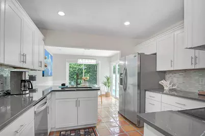 19 Pinehill Trail E, Tequesta, FL 33469 - Photo 11