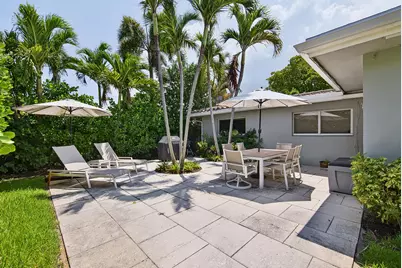 3652 NE 18th Avenue, Oakland Park, FL 33334 - Photo 7
