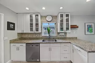 3652 NE 18th Ave, Oakland Park, FL 33334 - Photo 15