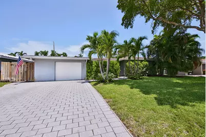 3652 NE 18th Avenue, Oakland Park, FL 33334 - Photo 3
