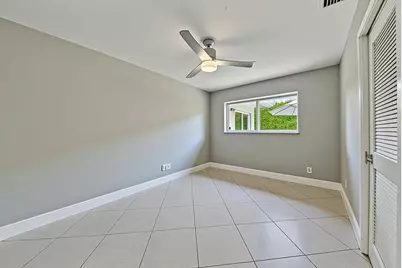 3652 NE 18th Avenue, Oakland Park, FL 33334 - Photo 23