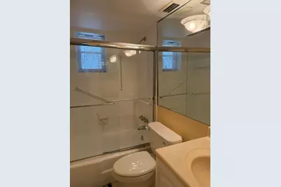 899 SE 2nd Avenue #206, Deerfield Beach, FL 33441 - Photo 15