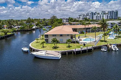 298 SE 6th Avenue #18, Pompano Beach, FL 33060 - Photo 1