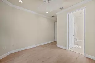 8887 Via Prestigio W, Wellington, FL 33411 - Photo 23