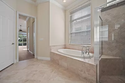 8887 Via Prestigio W, Wellington, FL 33411 - Photo 21