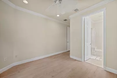 8887 Via Prestigio W, Wellington, FL 33411 - Photo 23