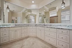 8887 Via Prestigio W, Wellington, FL 33411 - Photo 19