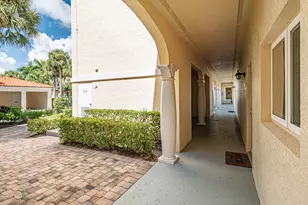 5060 Harmony Cir, Vero Beach, FL 32967 - Photo 5