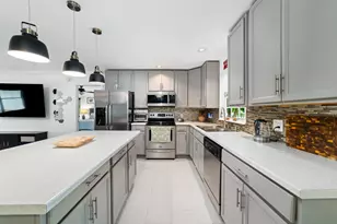 110 W Mango Rd, Lake Worth, FL 33467 - Photo 11