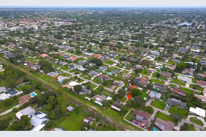 110 W Mango Road, Lake Worth, FL 33467 - Photo 33