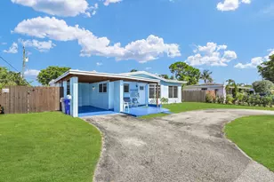 1218 SW 2nd Ave, Pompano Beach, FL 33060 - Photo 11
