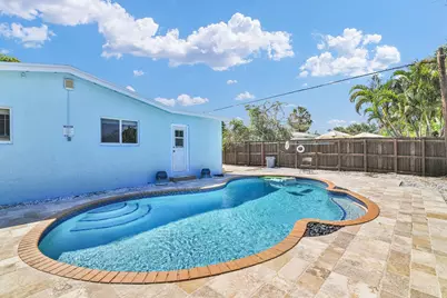 1218 SW 2nd Avenue, Pompano Beach, FL 33060 - Photo 23