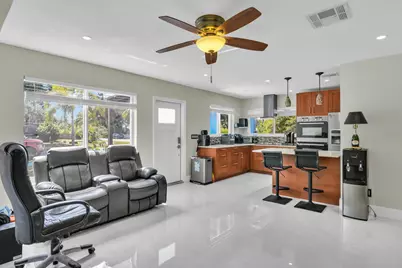 1218 SW 2nd Avenue, Pompano Beach, FL 33060 - Photo 7
