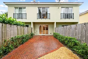 1226 NE 14th Ave, Fort Lauderdale, FL 33304 - Photo 3