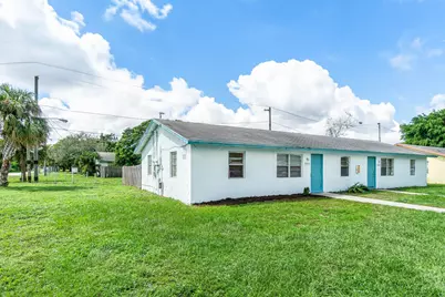 4807 Gulfstream Road, Lake Worth, FL 33461 - Photo 3