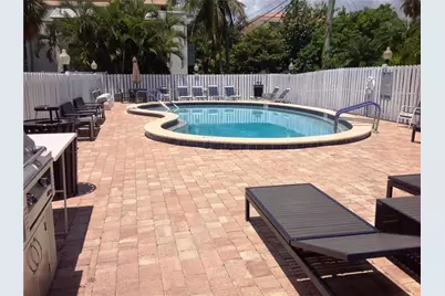 2555 NE 11th Street #803, Fort Lauderdale, FL 33304 - Photo 17