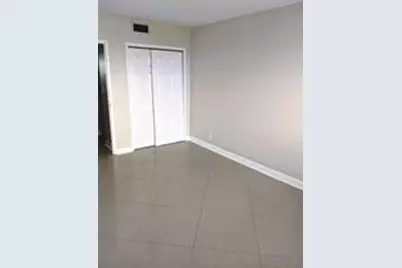 2555 NE 11th Street #803, Fort Lauderdale, FL 33304 - Photo 9