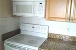 2555 NE 11th St, Fort Lauderdale, FL 33304 - Photo 21