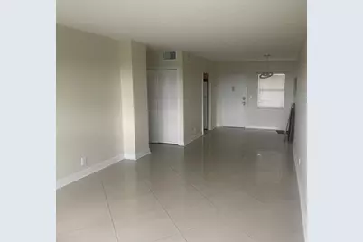 2555 NE 11th Street #803, Fort Lauderdale, FL 33304 - Photo 3