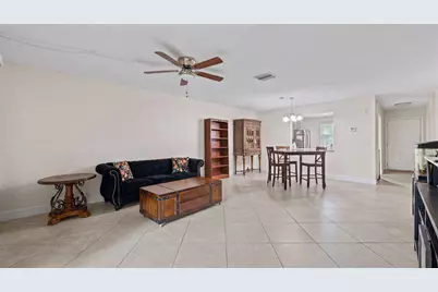 1303 Lakeview Drive E, Royal Palm Beach, FL 33411 - Photo 5