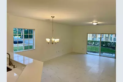 4987 SE Mariner Garden Circle SE, Stuart, FL 34997 - Photo 9