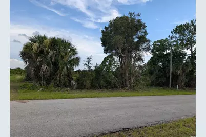 3015 64th Street W, Lehigh Acres, FL 33971 - Photo 9