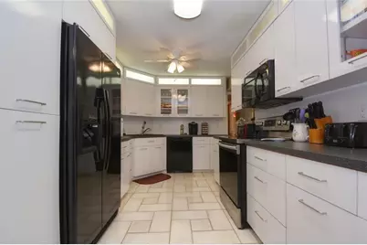 111 N Pompano Beach Boulevard #304, Pompano Beach, FL 33062 - Photo 13