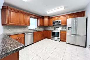 3318 NW 68th Ct, Fort Lauderdale, FL 33309 - Photo 5