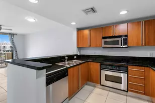 610 Clematis St, West Palm Beach, FL 33401 - Photo 1