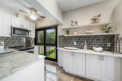 11355 Pond View Drive #D202, Wellington, FL 33414 - Photo 3