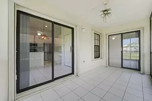3254 Jog Park Dr, Greenacres, FL 33467 - Photo 15