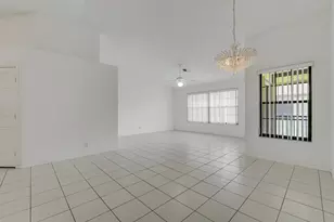3254 Jog Park Dr, Greenacres, FL 33467 - Photo 9