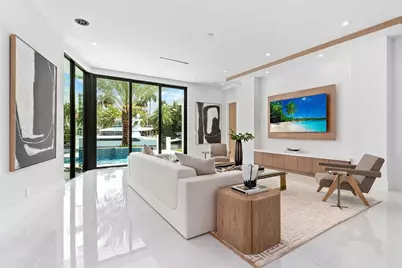 24 Fiesta Way, Fort Lauderdale, FL 33301 - Photo 11