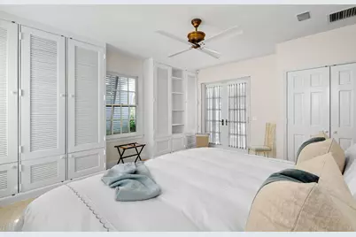 117 Via Vizcaya, Palm Beach, FL 33480 - Photo 11