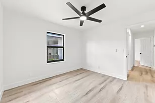 15931 Canosa Ct, Wellington, FL 33414 - Photo 27