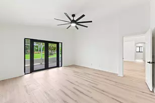 15931 Canosa Ct, Wellington, FL 33414 - Photo 11