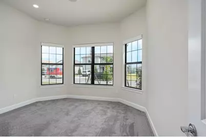818 SE Courances Drive, Port Saint Lucie, FL 34984 - Photo 23