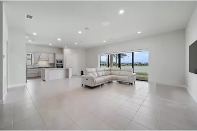818 SE Courances Drive, Port Saint Lucie, FL 34984 - Photo 11